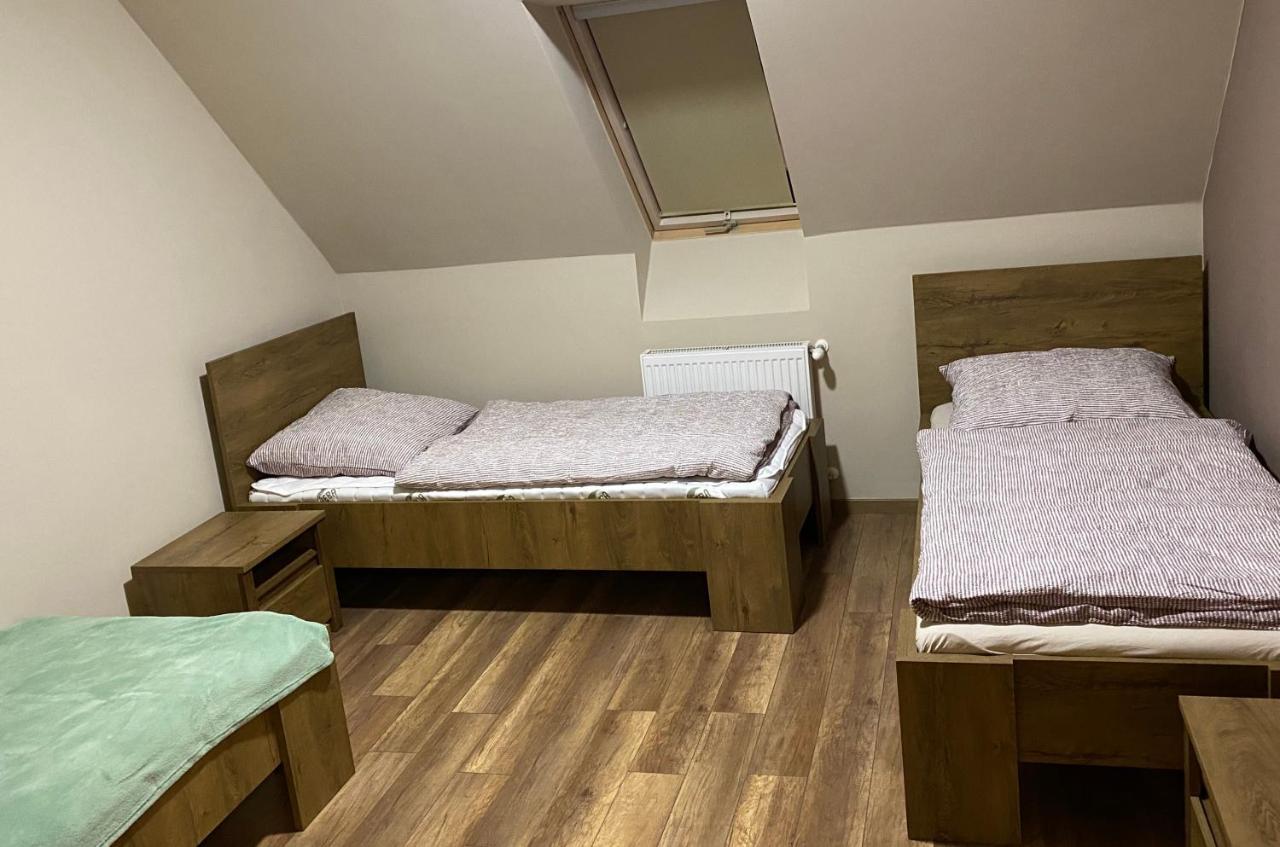 Barand Apartman Eger Extérieur photo