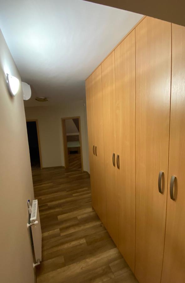 Barand Apartman Eger Extérieur photo