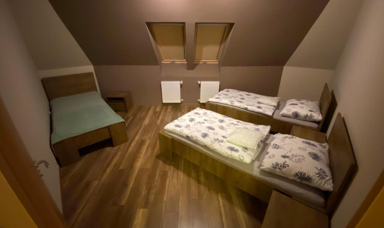 Barand Apartman Eger Extérieur photo
