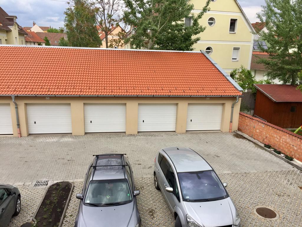 Barand Apartman Eger Extérieur photo